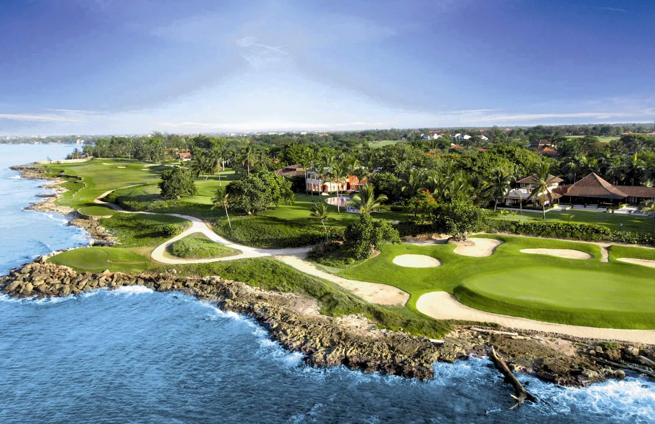 The “Teeth of the Dog” golf course at Casa de Campo, featuring luxury villas overlooking the Caribbean Sea.